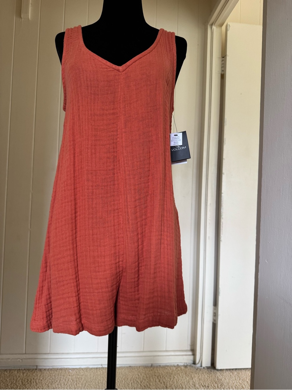 Volcom hang loose romper Coral V-Neck Sleeveless O6012402 XS